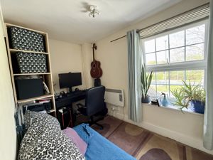 Photo 17- click for photo gallery